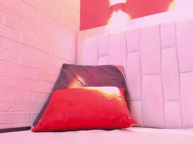 Leticia-mature69 webcam