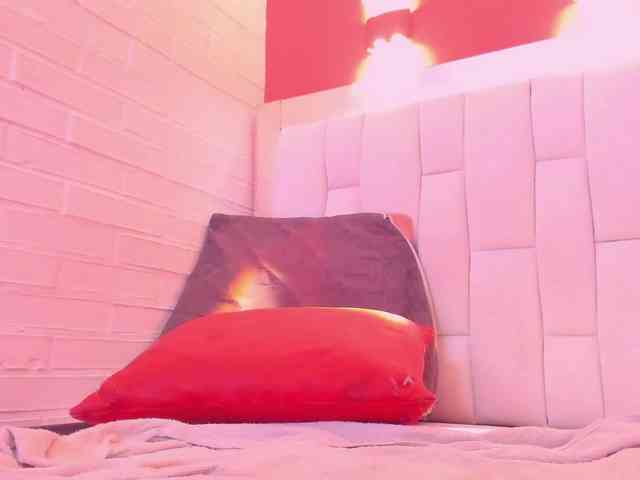 Leticia-mature69 webcam