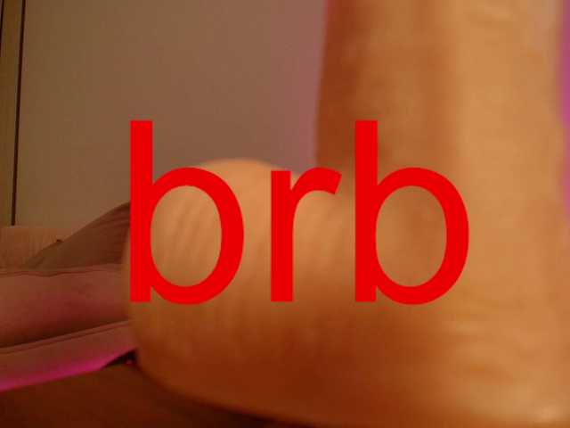 jeesuee's BongaCams show and profile