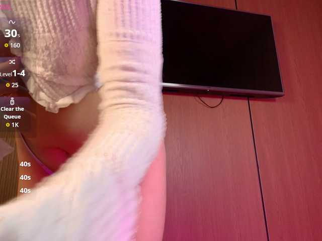 jeesuee's BongaCams show and profile