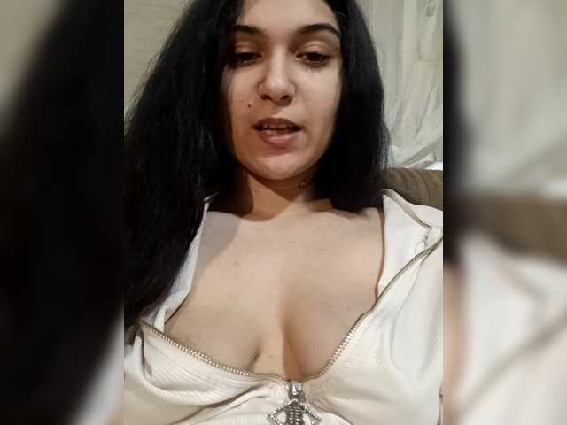 Cicababa68's BongaCams show and profile