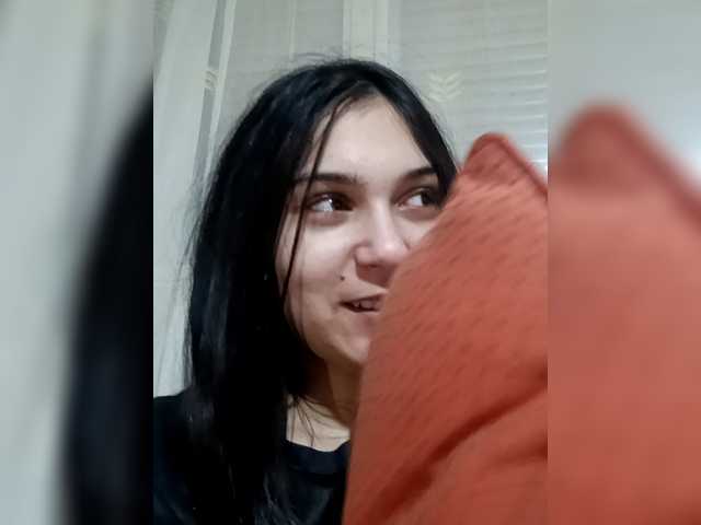 Cicababa68's BongaCams show and profile