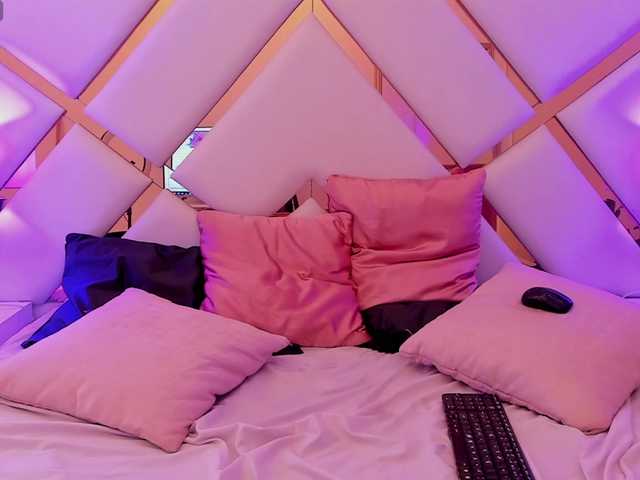 DeisyPerez's BongaCams show and profile