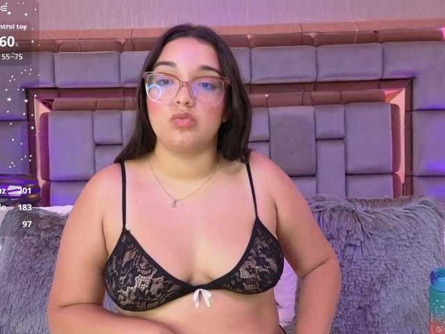 LeahBeck's BongaCams show and profile