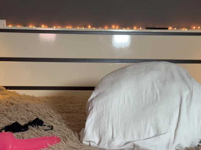 AuraXO webcam stream