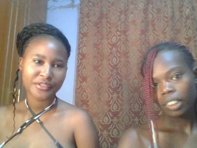 Sexie-hearts – webcam model profile photo