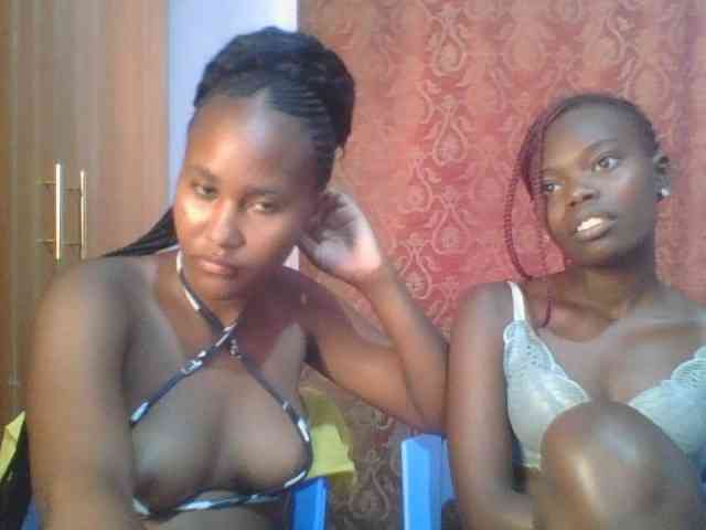 Sexie-hearts Live Webcam on BongaCams