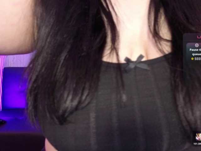 Siena-Tay's BongaCams show and profile