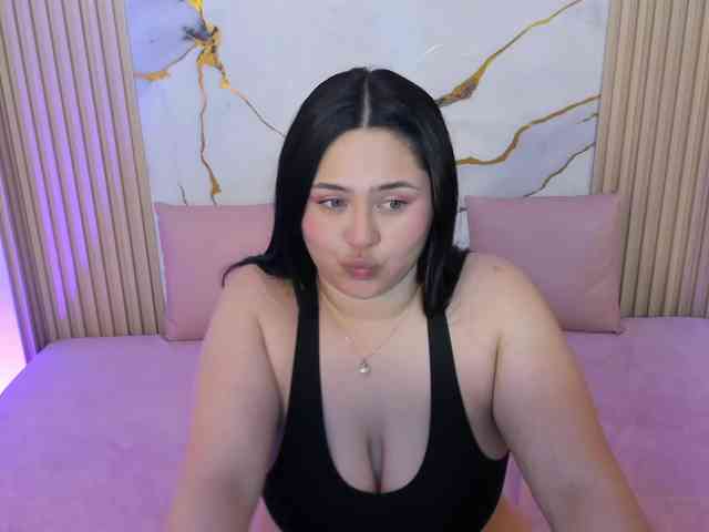 Siena-Tay Live Webcam on BongaCams