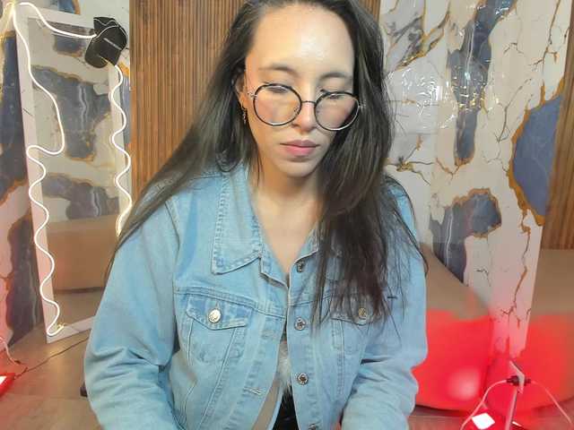 Athenaa-tay's BongaCams show and profile