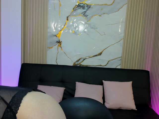 Athenaa-tay's BongaCams show and profile