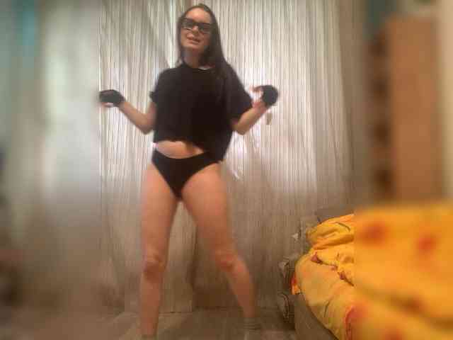 Monika-krasotaya webcam