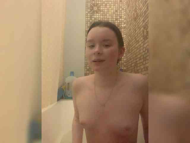 Monika-krasotaya webcam