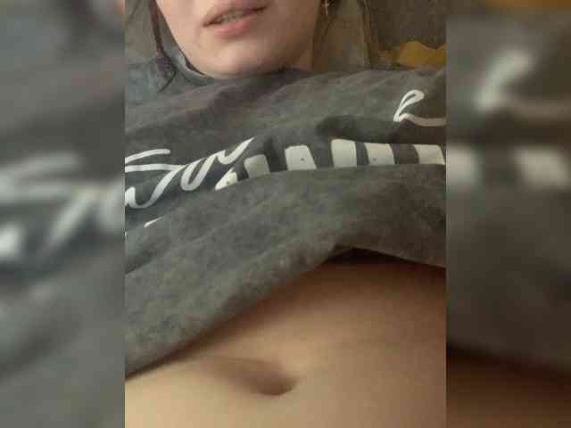 Monika-krasotaya webcam