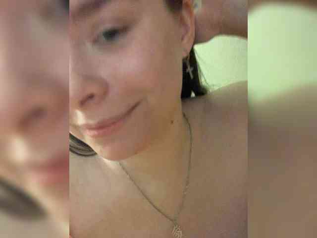 Monika-krasotaya webcam