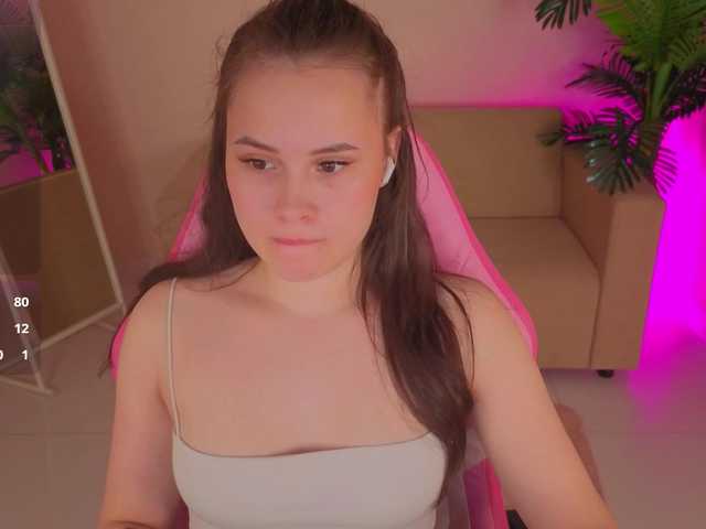 EmilyBridget's BongaCams show and profile