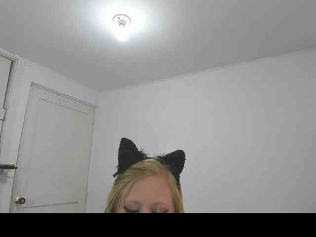 AliceC4t01 webcam