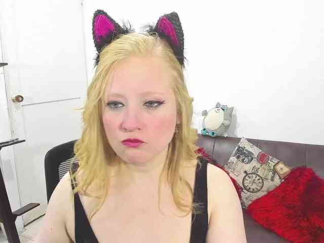 AliceC4t01 webcam