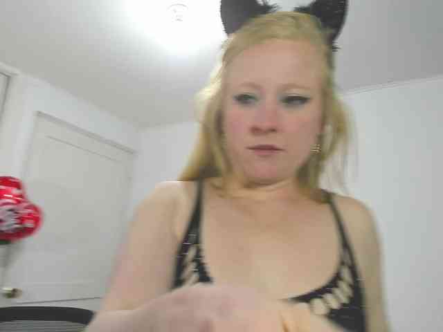 AliceC4t01 webcam