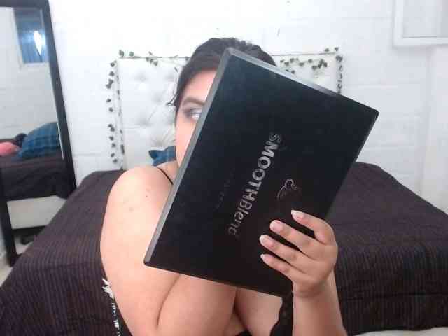 isabellaMonet webcam