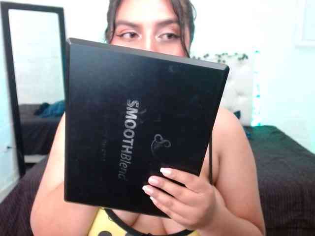 isabellaMonet webcam