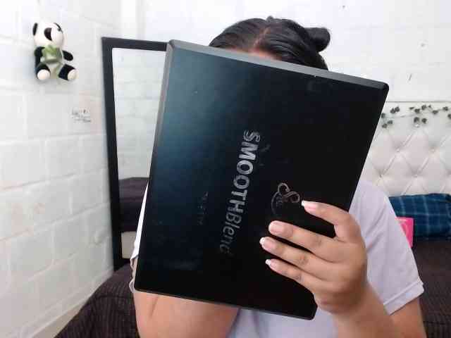 isabellaMonet webcam