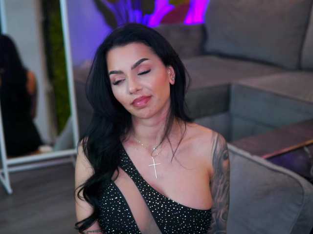 IvyTrix from BongaCams is Freechat