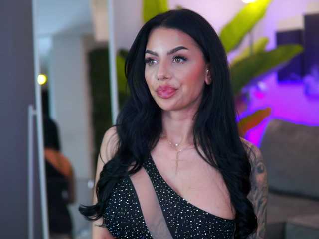 IvyTrix from BongaCams is Freechat