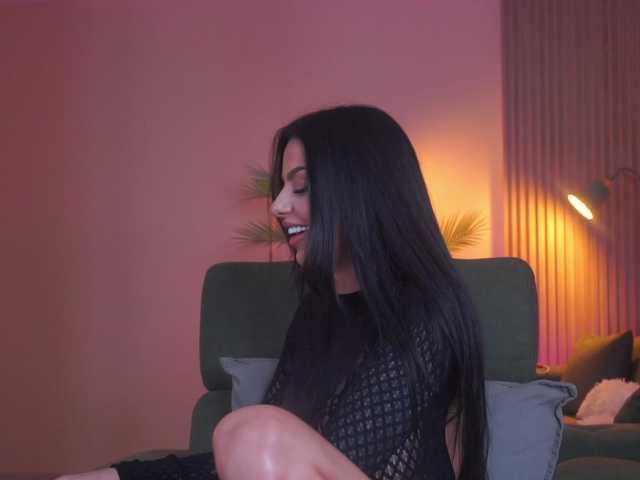 IvyTrix's BongaCams show and profile