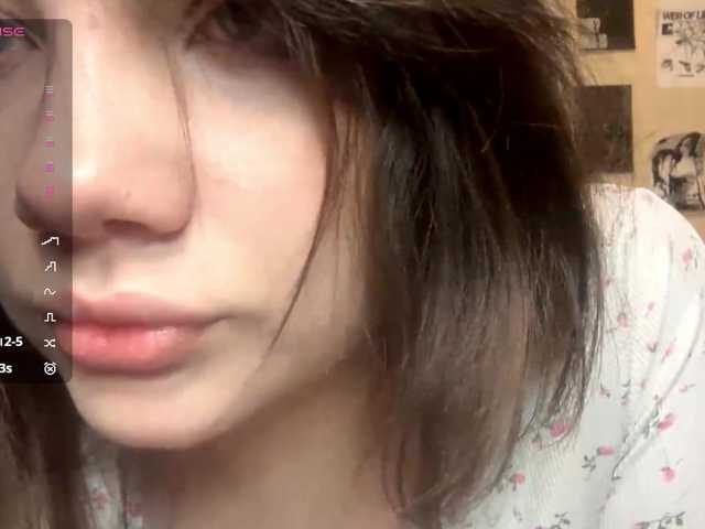 TorriPolimeni's BongaCams show and profile