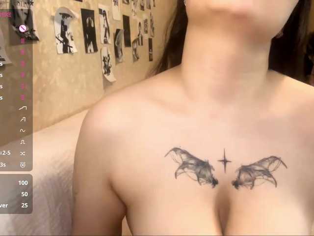 TorriPolimeni's BongaCams show and profile