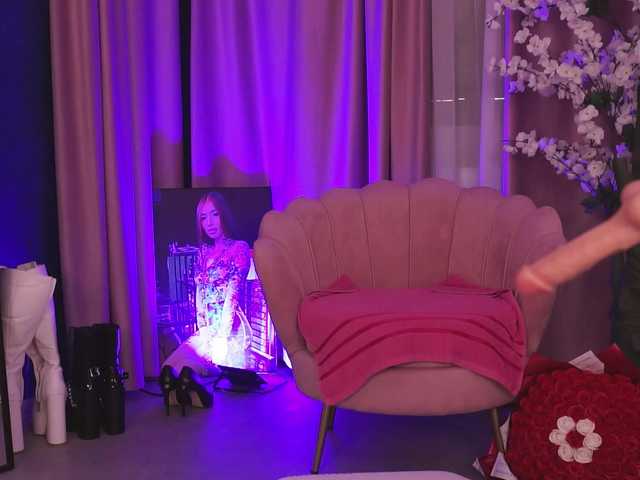 CassandraFoxy's BongaCams show and profile