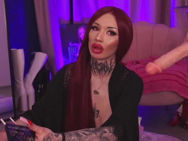 CassandraFoxy's BongaCams show and profile