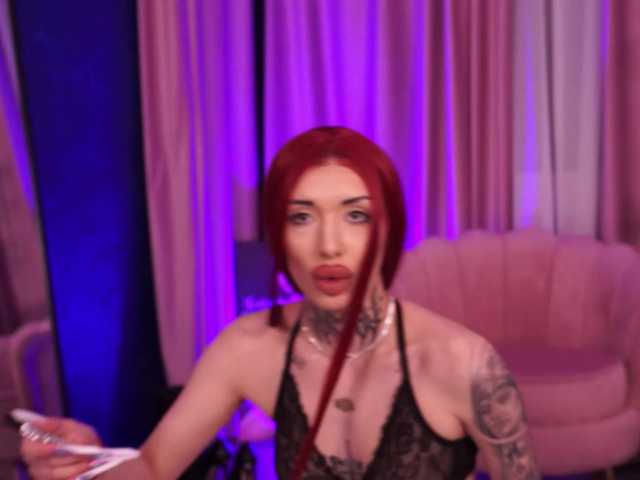 CassandraFoxy's BongaCams show and profile