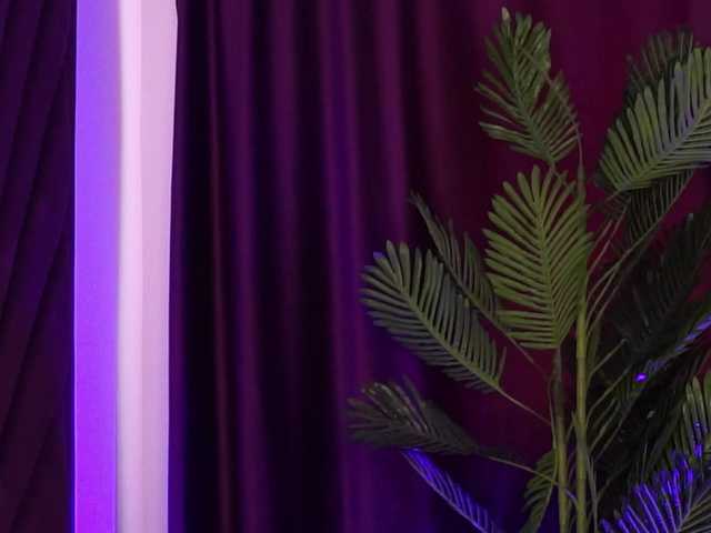 CassandraFoxy's BongaCams show and profile