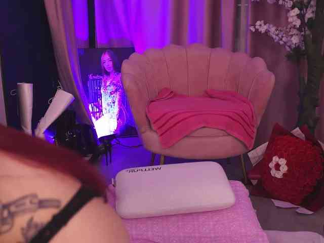 CassandraFoxy webcam