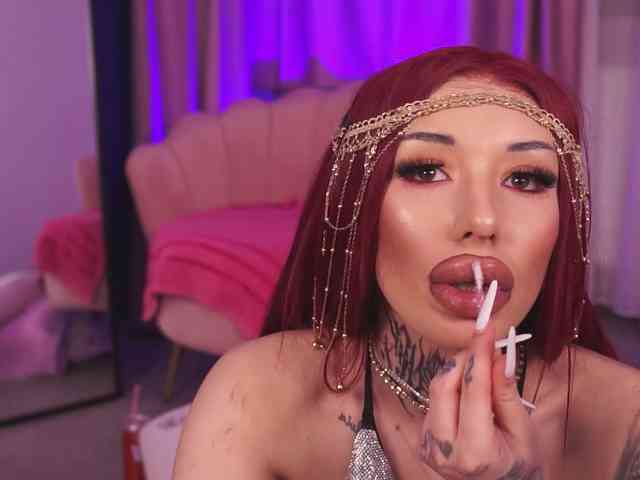 CassandraFoxy webcam