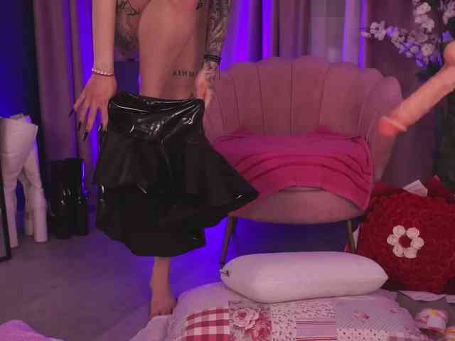 CassandraFoxy webcam