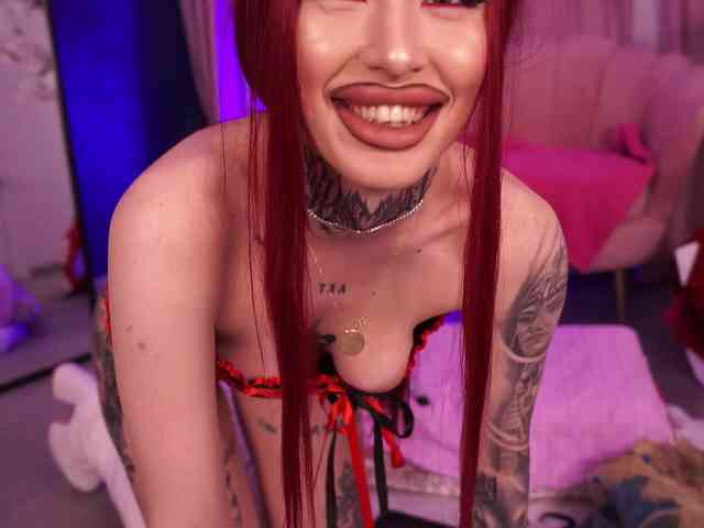 CassandraFoxy webcam