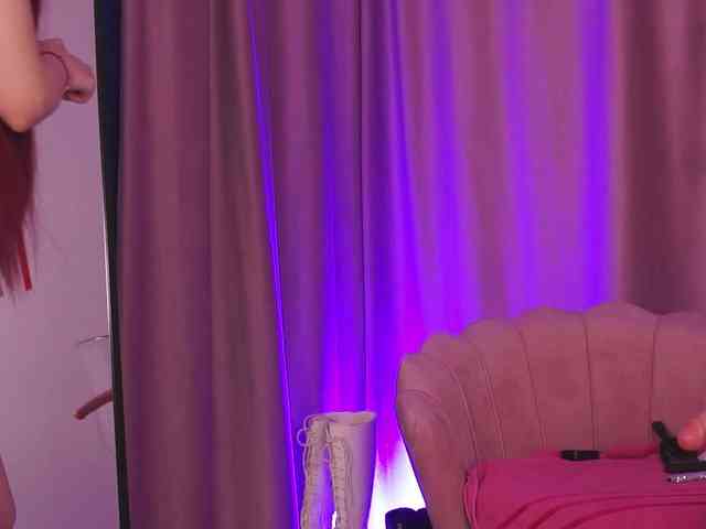 CassandraFoxy webcam