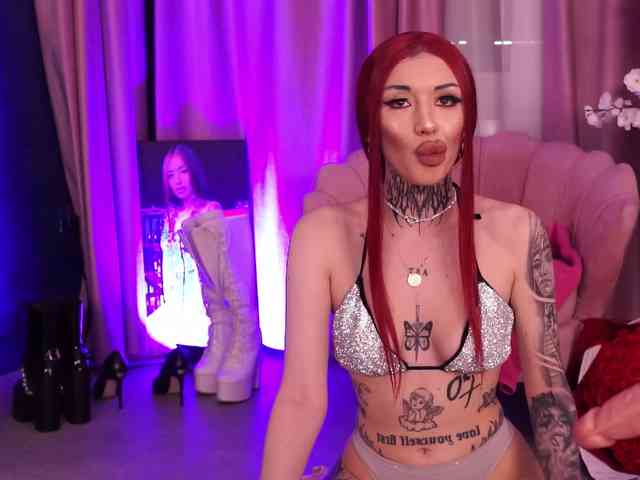 CassandraFoxy Live Webcam on BongaCams