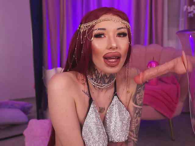 CassandraFoxy webcam