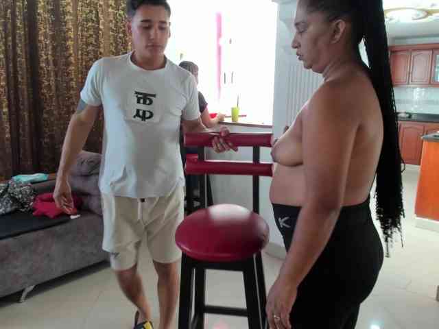 the-cookingsecre... Live Webcam on BongaCams