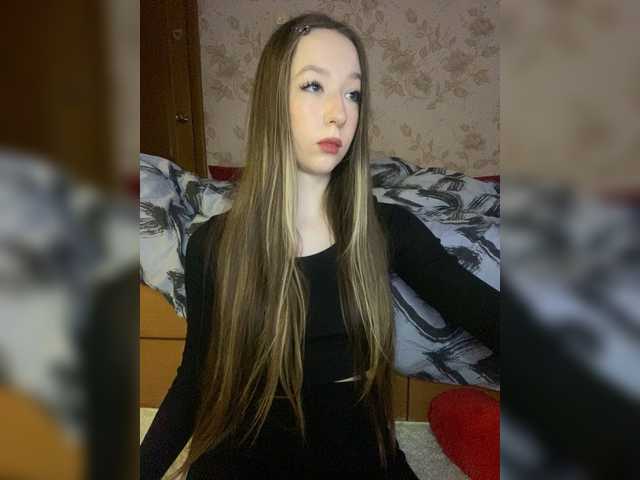 sashhhkino's BongaCams show and profile