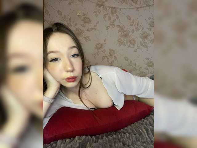 sashhhkino's BongaCams show and profile