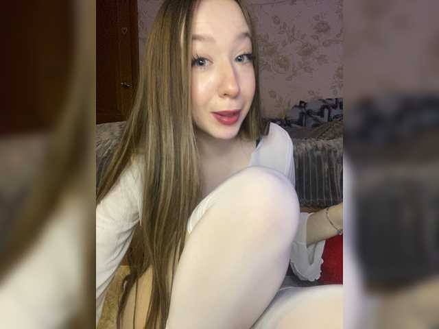 sashhhkino's BongaCams show and profile
