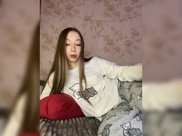 sashhhkino's BongaCams show and profile