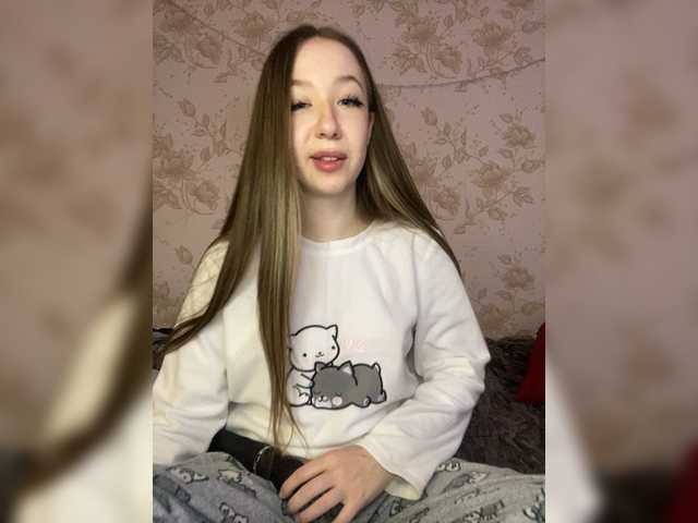 sashhhkino's BongaCams show and profile