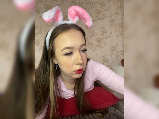 sashhhkino's BongaCams show and profile