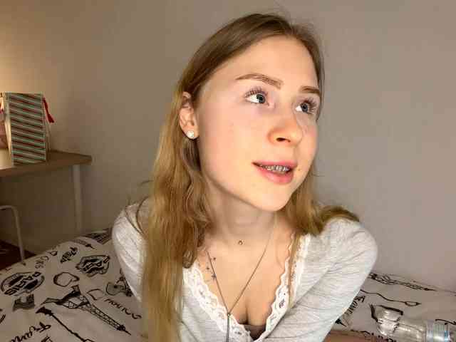 StephaniDrouillard webcam